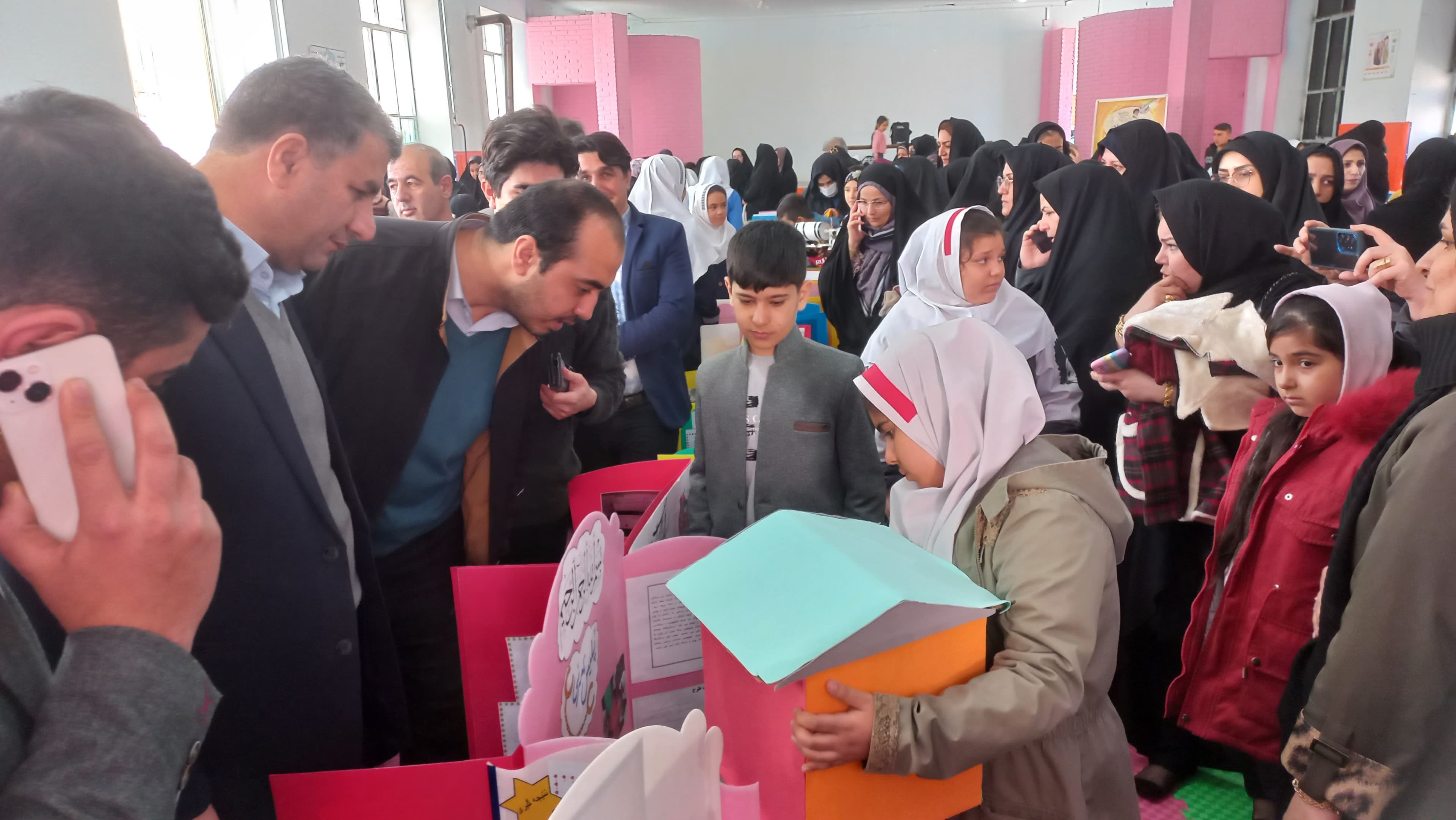 شرکت ۵ طرح منتخب پروژهای علمی و حضور در مرحله منطقه ای